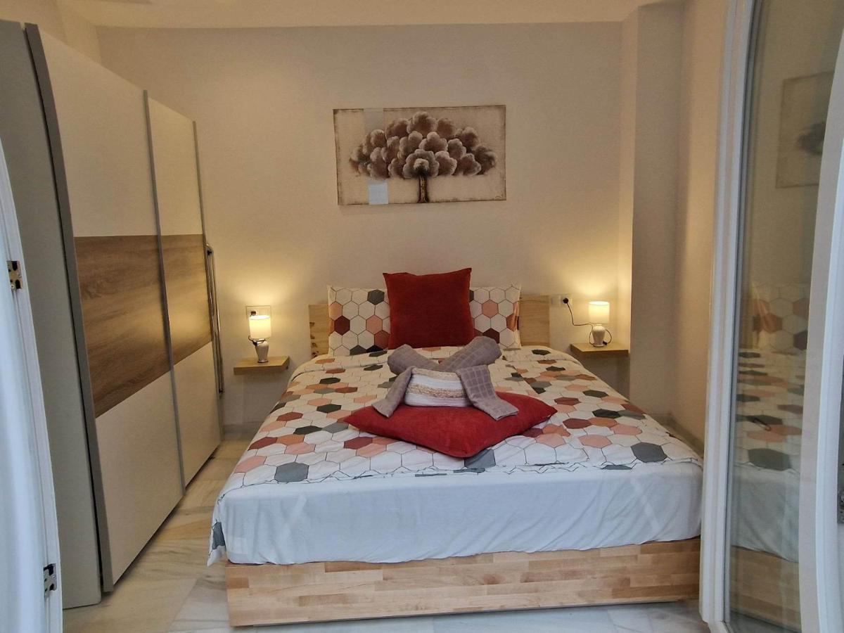 Francisco Cano Apartment 丰希罗拉 外观 照片